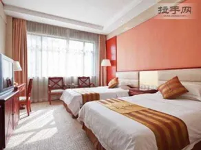Starway Hotel Xuhui District - Image 3