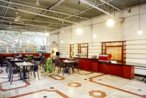 Hotel Kohinoor Park - Image 4