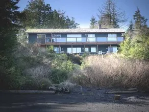 Ebb Tide Bed & Breakfast - Image 2