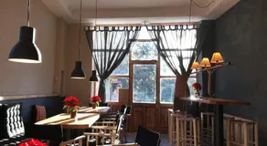 Hostal De Bianya - Image 4