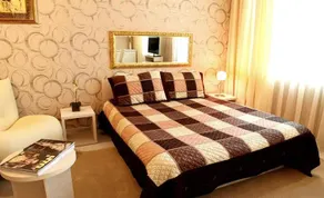 Business Hotel - Image 3