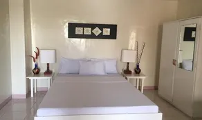 Sir Edward Hotel - Image 2