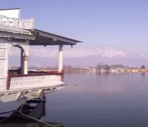 New Lucky Kashmir Houseboats - Image 2
