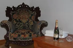 Villa Rooms - Image 5