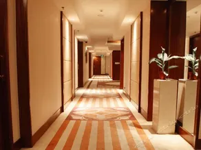 Fashion Lotus Hotel - Image 2