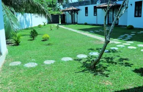 Lagoon Boutique Hotel - Image 4