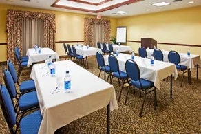 Holiday Inn Express Hotel & Suites Sebring - Image 5