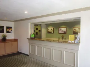 Extended Stay America Suites Jacksonville Lenoir Ave South - Image 2