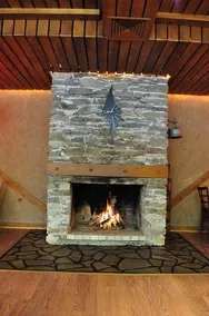 Fisherman's Hut Hotel - Image 4