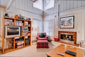 Villager Condominium with access to Sun Valley pool. hot tub, tennis and golf - Image 2