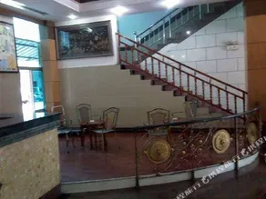 Wangyijia Business Hotel - Image 4