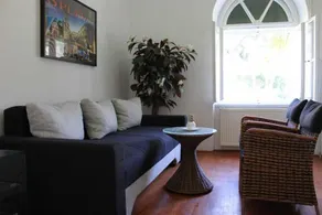 Historic villa apartment - Image 2