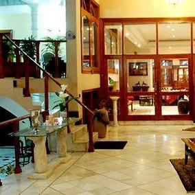 Indiana Villa - Image 2