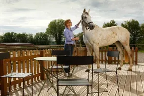 Le Bistrot Des Ecuries - Image 3