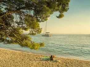 Dalmacija Sunny Hotel by Valamar - Image 2