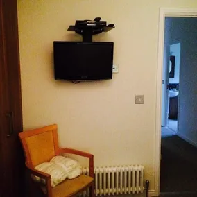 Thee-Bedroom Lodge - Glendevon Country Park - Image 5