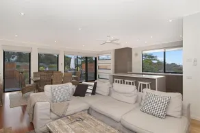 Beechwood Luxury - Image 2