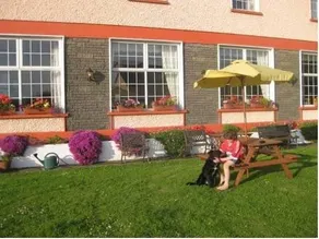 Alpine Guesthouse - Image 2