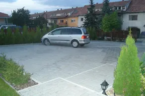 Apartmanház Dorog - Image 5