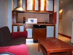 Aparthotel Feijoo - Image 2