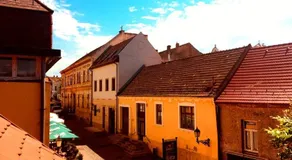 Eszterhazy GuestHouse - Image 5