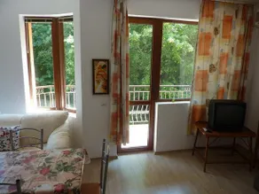 Sea Village Apartments - Image 5