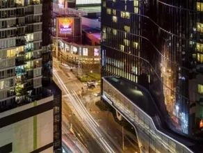 Southbank Views Deluxe - Image 1