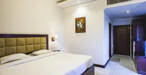Hotel Classic International - Image 5