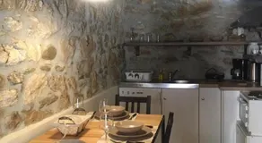 Rustic & Stone House w/ backyard - Image 3