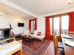 Les Roxes 5 - Three Bedroom - Image 4