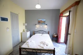 Acropol Guesthouses - Image 3
