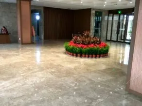 Henan Hotel - Image 2
