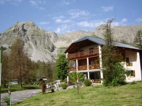 Auberge des Aiguilles - Image 2