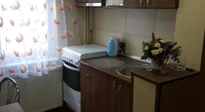 Near center - Image 3