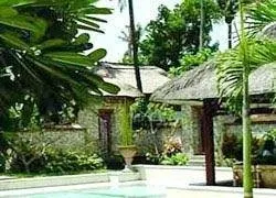 Coconut Grove Village Hotel - Image 3
