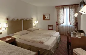Hotel Henriette - Image 2