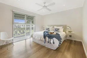 Chic Retreat - Image 5