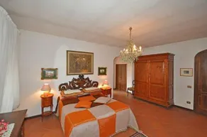 Villa with barbecue, terrace & garden - Image 5