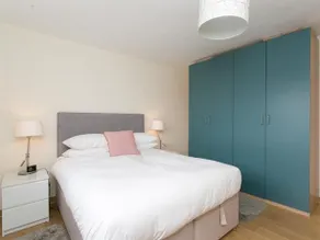Veeve Smart 2 Bed 2 Bath Flat On Grosvenor Court East Putney - Image 5