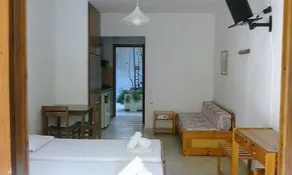 Alexander - Image 5