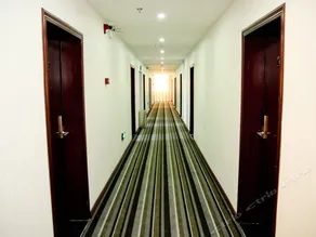 RIVE GAUCHE HOTEL - Image 2