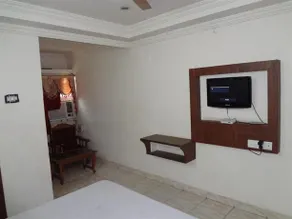 Hotel Manikanta Residency - Image 2