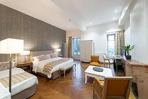 Hotel Le Chateau de Césarges - Image 4