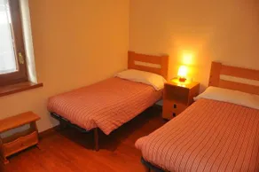 Apartaments Turístics Puigcerdà - Age - Image 2