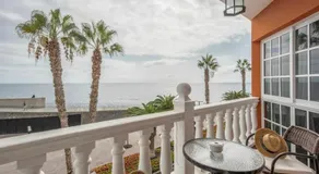 Alojamientos Carla Sea Views - Tenerife- Playa San Juan - Image 5