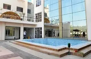 Grand Basant Hotel - Image 2