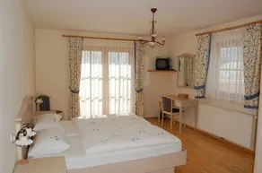 Alpenrose Chalet - Image 5