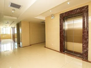 Fengxiang River Hotel - Image 4