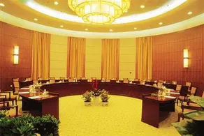 Xincheng Hotel - Image 5