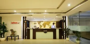 Oyo Premium Passport Office - Image 3